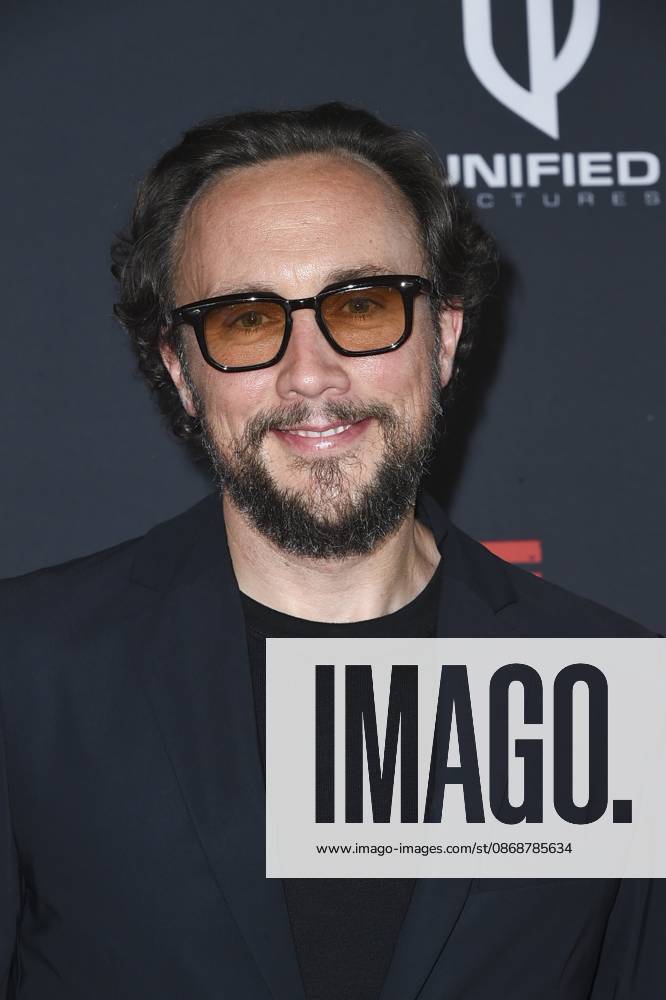 Alex Noyer at arrivals for THE BEAST Premiere, Academy Museum of Motion Pictures, Los Angeles, CA, October 06, 2026. Photo By: Elizabeth Goodenough Everett Collection THE BEAST Premiere PUBLICATIONXNOTxINxCANxCHNxFRAxITAxJPNxNORxPOLxRUSxESPxUKxUSA