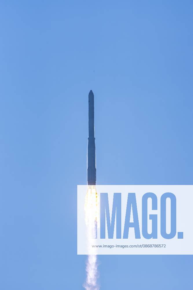 Oct 7, 2026-Goheung, South Korea-South Korea s Nuri space rocket lifts off from the Naro Space Center in Goheung, about 400 kilometers south of Seoul, on Oct. 7, 2026. South Korea launched its homegrown Nuri rocket Wednesday on its fifth flight, placing 15 satellites into orbit, including five that will form part of the country s first domestically launched microsatellite constellation. Goheung SOUTH KOREA - ZUMAs168 20261007_zih_s168_013