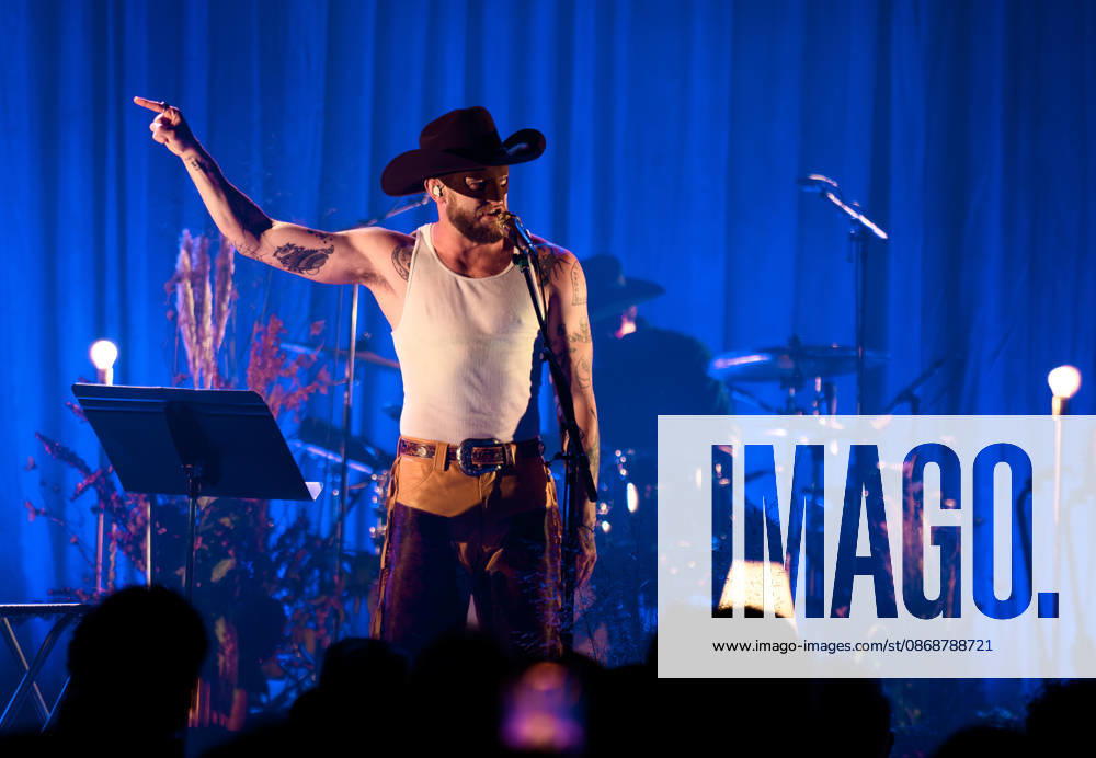 Orville Peck performs live in Kentish Town Forum, October 06, 2026 Orville Peck performs live to promote his new album Mule in Kentish Town Forum, October 06, 2026., Credit:Tina Korhonen Tina Korhonen - B162 Avalon United Kingdom, London