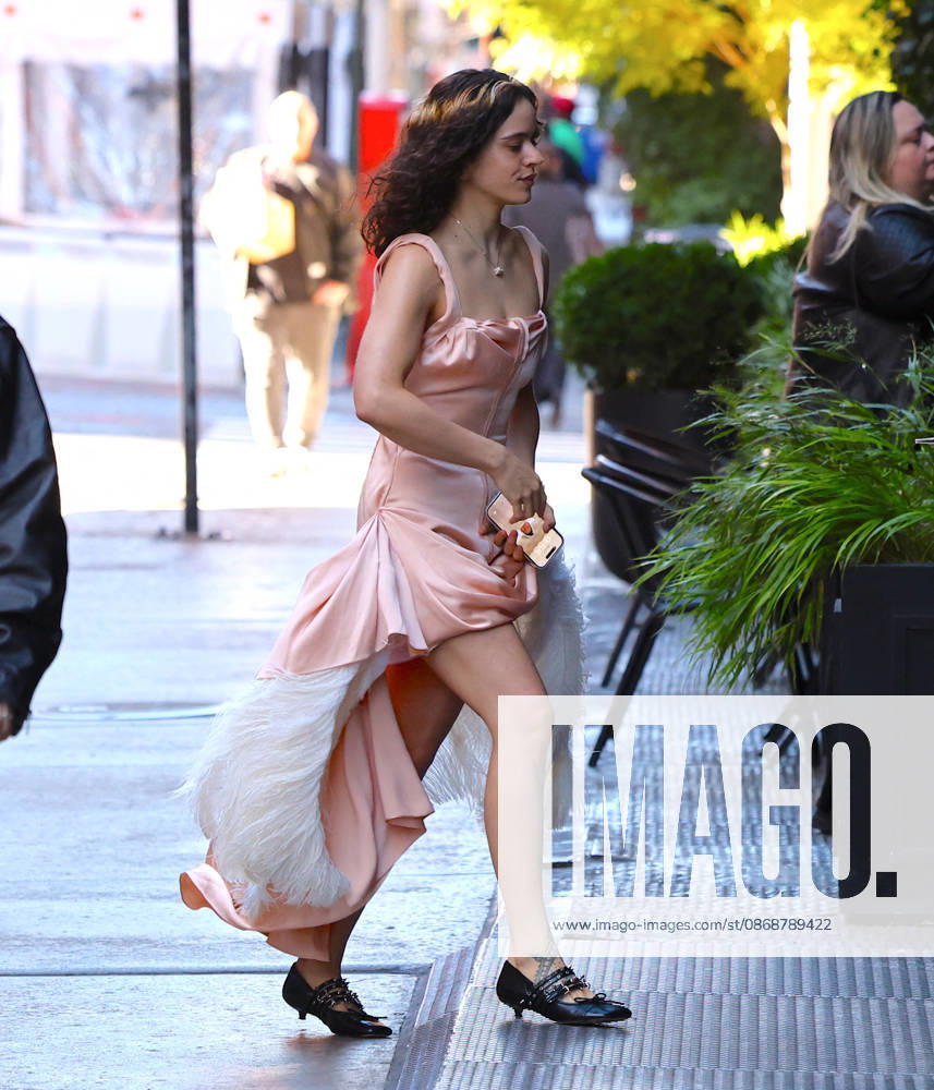 Rosalia Leaves Her Hotel - NYC Spanish Singer Rosalia with a nice pink dress leaves her hotel in New York on October 6, 2026. Photp by Dylan Travis ABACAPRESS.COM New York City NY United States