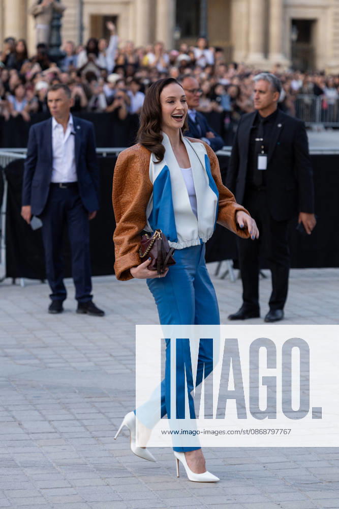 Sophie Turner at the Louis Vuitton Women s Ready-to-Wear Spring Summer 2026 Collection fashion show during Paris Fashion Week, October 6, 2026 Florian Lavielle Bestimage Celebrities at the Louis Vuitton Women’s Ready-to-Wear Spring Summer 2026 Collection fashion show during Paris Fashion Week on October 6, 2026, Paris, France