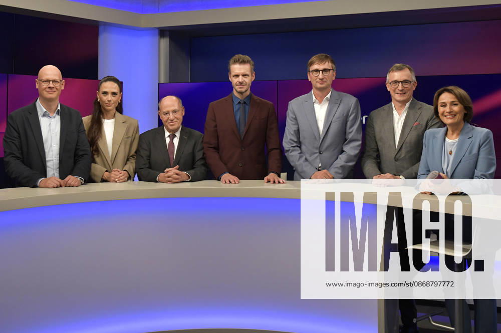 Matthias Deiß, Franca Lehfeldt, Gregor Gysi, Florian Schroeder, Sönke Neitzel, Andreas Rödder, and Sandra Maischberger on the ARD talk show *maischberger* at the studio in Berlin-Adlershof, Berlin, October 6, 2026 Foto:xM.xBehrensx xFuturexImagex maischberger0610_6002
