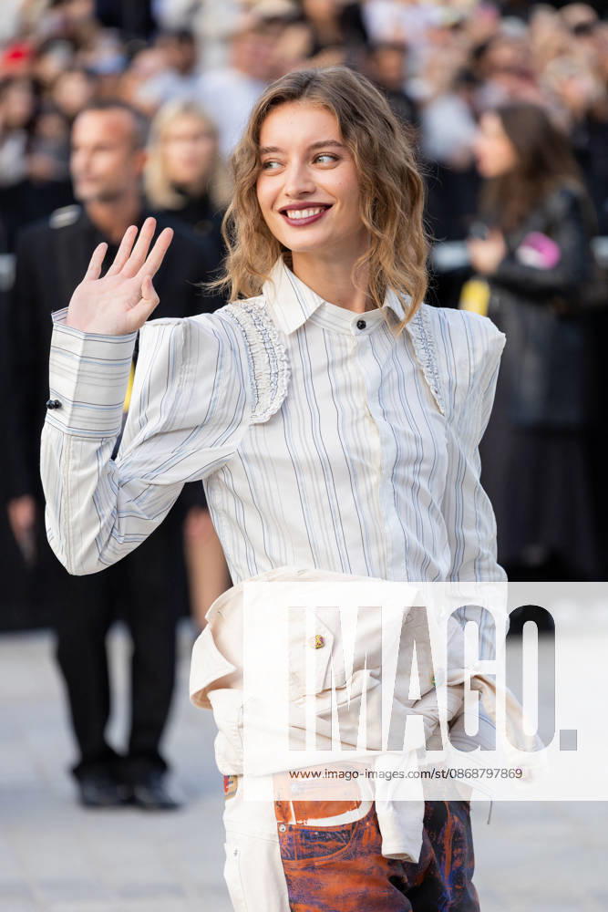 Giulia Maenza at the Louis Vuitton Women s Ready-to-Wear Spring Summer 2026 Collection fashion show during Paris Fashion Week, October 6, 2026 Florian Lavielle Bestimage Celebrities at the Louis Vuitton Women’s Ready-to-Wear Spring Summer 2026 Collection fashion show during Paris Fashion Week on October 6, 2026, Paris, France