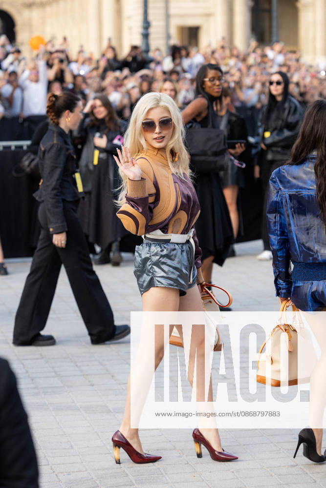 Yoonchae at the Louis Vuitton Women s Ready-to-Wear Spring Summer 2026 Collection fashion show during Paris Fashion Week, October 6, 2026 Florian Lavielle Bestimage Celebrities at the Louis Vuitton Women’s Ready-to-Wear Spring Summer 2026 Collection fashion show during Paris Fashion Week on October 6, 2026, Paris, France