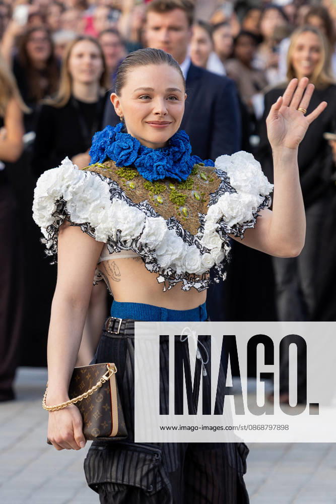 Chloe Grace Moretz at the Louis Vuitton Women s Ready-to-Wear Spring Summer 2026 Collection fashion show during Paris Fashion Week, October 6, 2026 Florian Lavielle Bestimage Celebrities at the Louis Vuitton Women’s Ready-to-Wear Spring Summer 2026 Collection fashion show during Paris Fashion Week on October 6, 2026, Paris, France