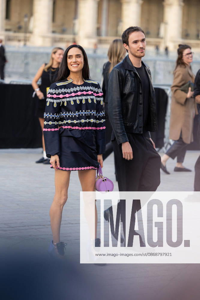 Jennifer Connelly at the Louis Vuitton Women s Ready-to-Wear Spring Summer 2026 Collection fashion show during Paris Fashion Week, October 6, 2026 Florian Lavielle Bestimage Celebrities at the Louis Vuitton Women’s Ready-to-Wear Spring Summer 2026 Collection fashion show during Paris Fashion Week on October 6, 2026, Paris, France