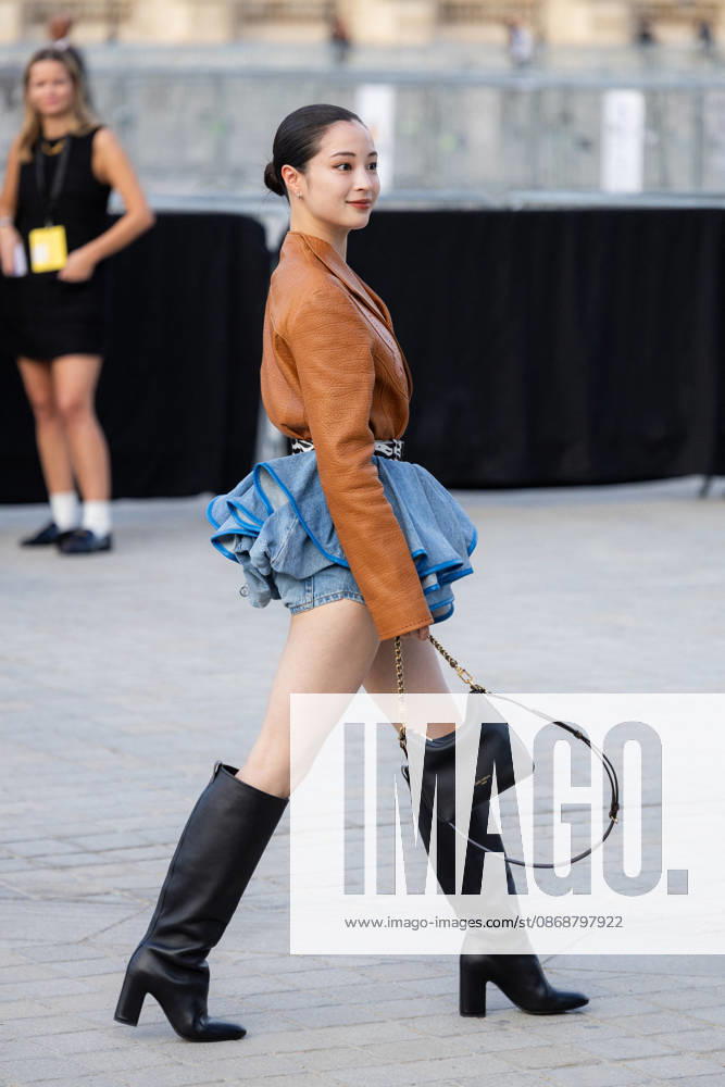 Suzu Hirose at the Louis Vuitton Women s Ready-to-Wear Spring Summer 2026 Collection fashion show during Paris Fashion Week, October 6, 2026 Florian Lavielle Bestimage Celebrities at the Louis Vuitton Women’s Ready-to-Wear Spring Summer 2026 Collection fashion show during Paris Fashion Week on October 6, 2026, Paris, France