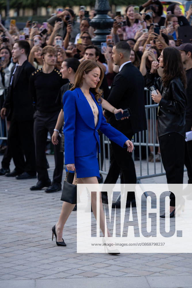Emma Stone at the Louis Vuitton Women s Ready-to-Wear Spring Summer 2026 Collection fashion show during Paris Fashion Week, October 6, 2026 Florian Lavielle Bestimage Celebrities at the Louis Vuitton Women’s Ready-to-Wear Spring Summer 2026 Collection fashion show during Paris Fashion Week on October 6, 2026, Paris, France