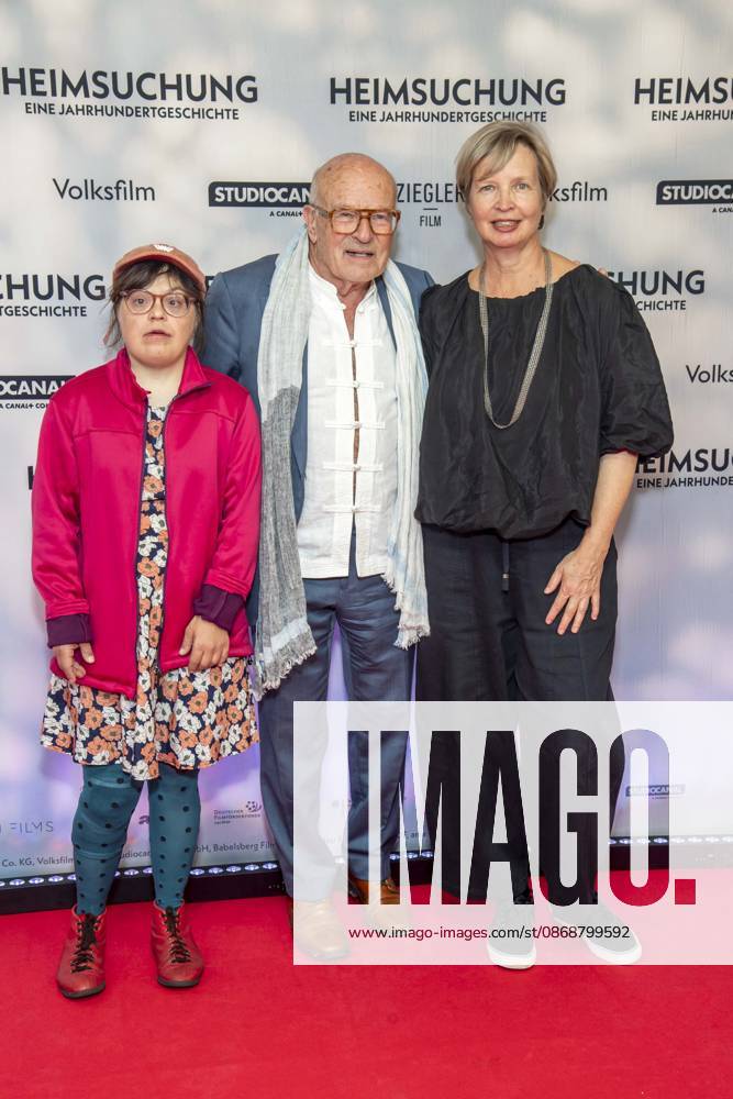 ABB HEIMSUCHUNG: Volker Schloendorff walks the red carpet at the German premiere of his film *Heimsuchung* at the Kino International on October 6, 2026, in Berlin, Germany
