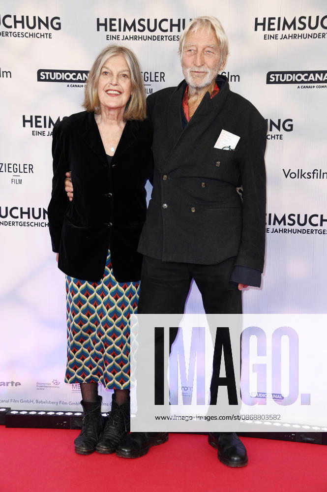 Angela Winkler and Wigand Witting at the premiere of the movie *Heimsuchung* at the Kino International in Berlin, October 6, 2026 Foto:xN.xKubelkax xFuturexImagex heimsuchung_6071