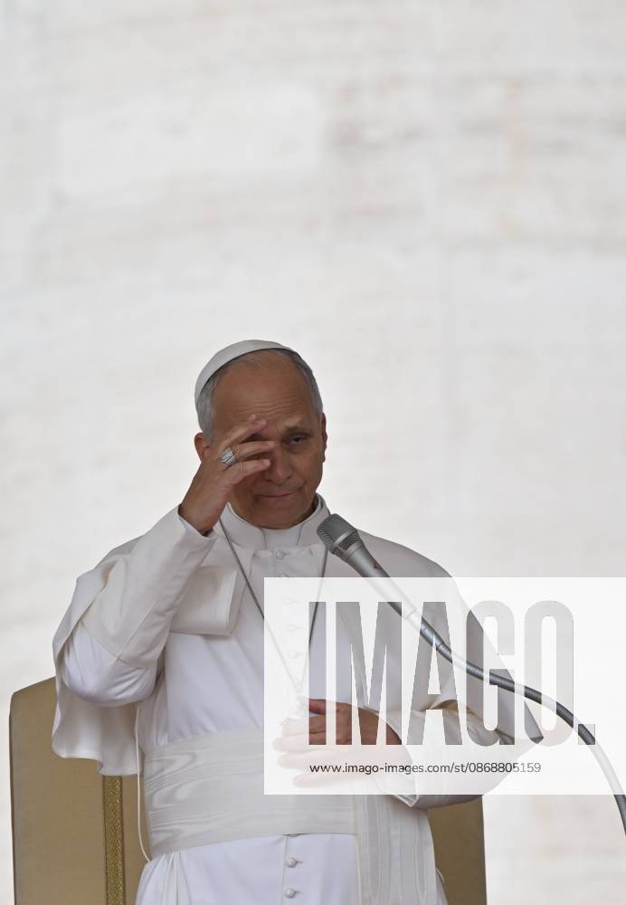 Italy, Rome,Vatican 2026-10-07 : Pope Leo XIV during his weekly general audience in St Peter s Square Italy, Rome,Vatican 2026-10-07 : Pope Leo XIV during his weekly general audience in St Peter s Square Copyright alessia.giuliani CPP - NO BOOKS