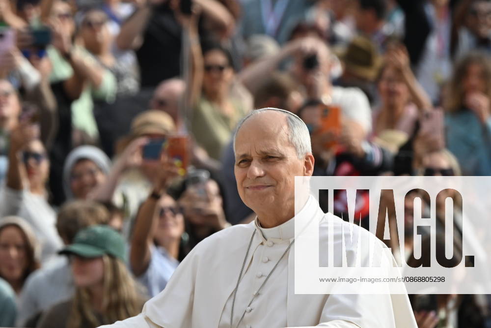 Italy, Rome,Vatican 2026-10-07 : Pope Leo XIV during his weekly general audience in St Peter s Square Italy, Rome,Vatican 2026-10-07 : Pope Leo XIV during his weekly general audience in St Peter s Square Copyright alessia.giuliani CPP - NO BOOKS