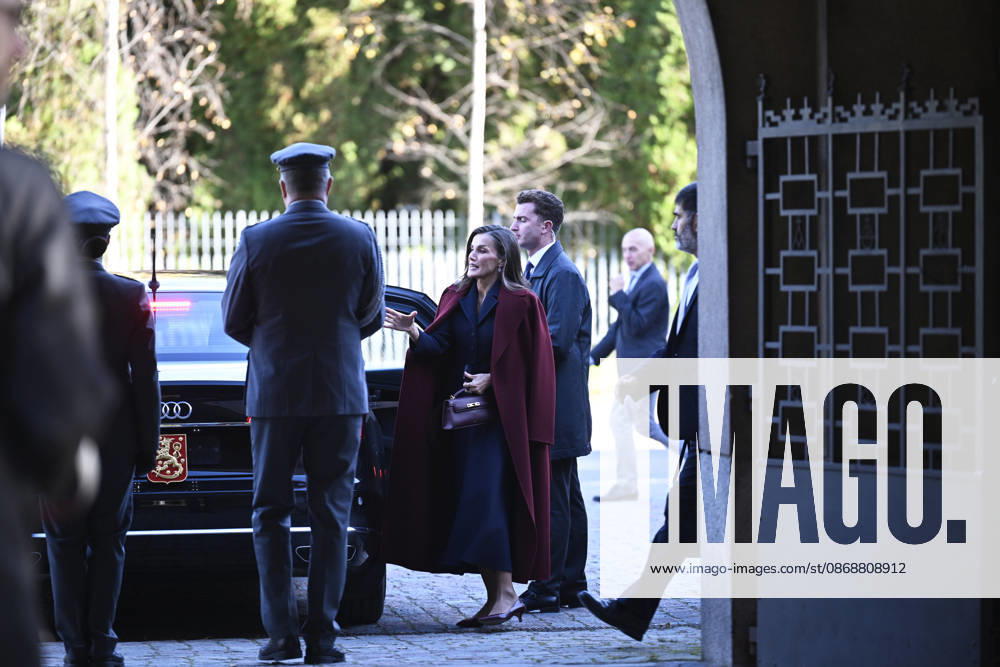 Spain s Queen Letizia arrives to take part in a wreath-laying ceremony at the Hietaniemi Cemetery in Helsinki, Finland, on October 7, 2026. Spain s King Felipe and Queen Letizia are on a two-day state visit to Finland. - HEIKKI SAUKKOMAA Helsinki Finland