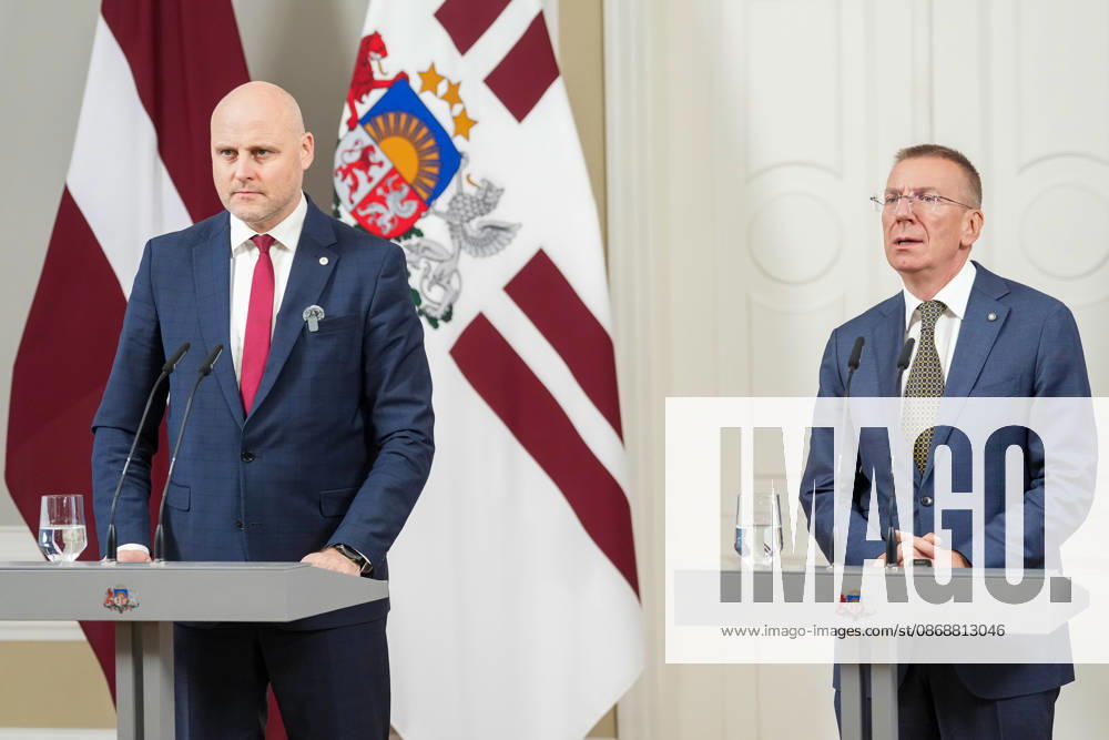 Latvian President EDGARS RINKEVICS (R) and Current Latvian Prime Minister and candidate for Prime Minister of the new government, ANDRIS KULBERGS attend the delivery of a statement by Latvian President in Riga, Latvia, 07 October 2026. Riga LATVIA - ZUMAp305 20261007_zip_p305_006