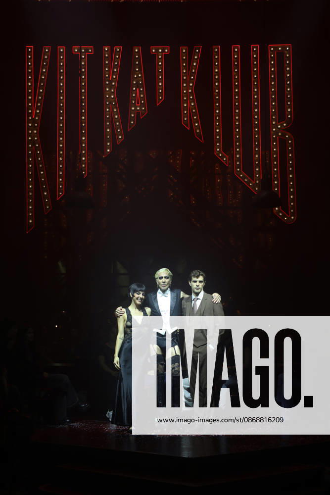 Mario Vaquerizo Presents the Musical *Cabaret* in Madrid Artist Laia Prats, Mario Vaquerizo, and actor José Pastor during the press preview of the musical *Cabaret* at Espacio Delicias on October 7, 2026, in Madrid, Spain. The artist will take on this iconic role starting October 9 at an even more immersive venue. CELEBRITIES MUSIC CABARET MUSICAL Madrid Madrid Spain
