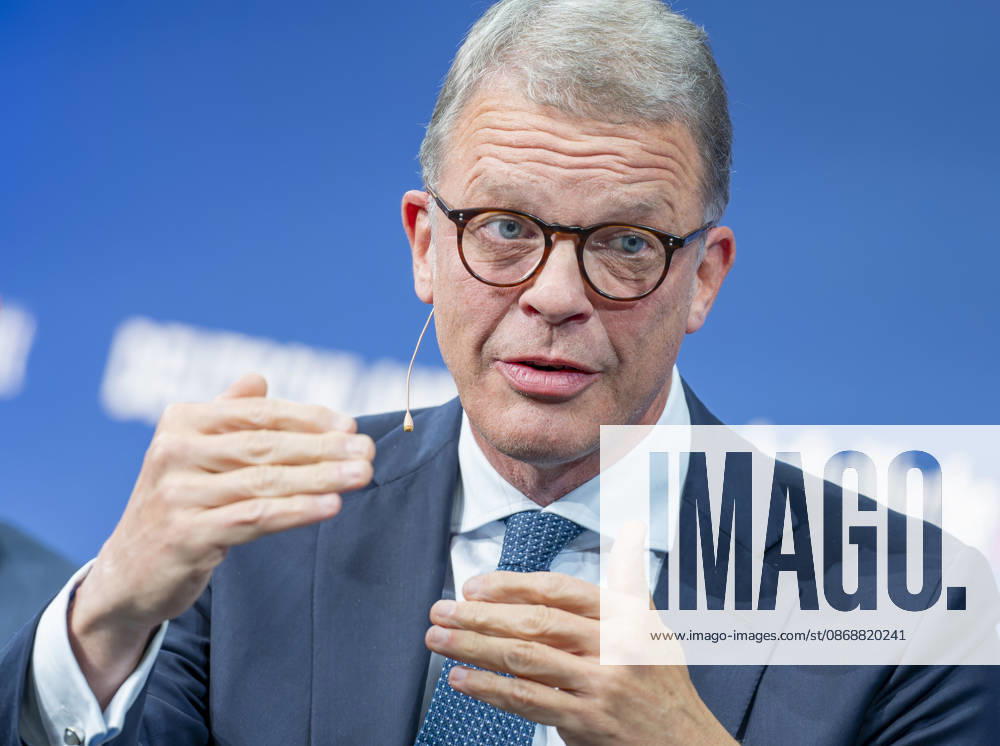Christian Sewing, EUR, Germany, Berlin, October 7, 2026: Panel discussion with Christian Sewing, CEO of Deutsche Bank, who is attending the anniversary event in Berlin celebrating 80 years of *Handelsblatt* and 100 years of *WirtschaftsWoche*