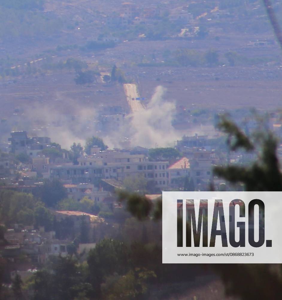KFAR TIBNIT, SOUTHERN LEBANON, OCTOBER 7, 2026: Smoke rises after several artillery shells strike the town of Kfar Tibnit in southern Lebanon amid continuing military activity in the area. Nabathie Lebanon - ZUMAq101 20261007_zna_q101_067
