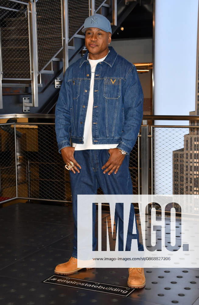NEW YORK, NY- OCTOBER 6: LL Cool J at the Empire State Building to Celebrate the Premiere of CBSâ€⠢ New Drama, NCIS: NEW YORK on October 6, 2026 in New York City. Credit: AdMedia New York City USA - ZUMAa123 20261006_zaa_a123_212