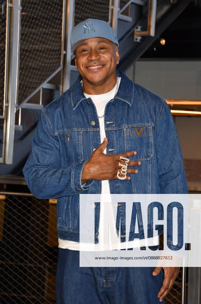 NEW YORK, NY- OCTOBER 6: LL Cool J at the Empire State Building to Celebrate the Premiere of CBSâ€⠢ New Drama, NCIS: NEW YORK on October 6, 2026 in New York City. Credit: AdMedia New York City USA - ZUMAa123 20261006_zaa_a123_227