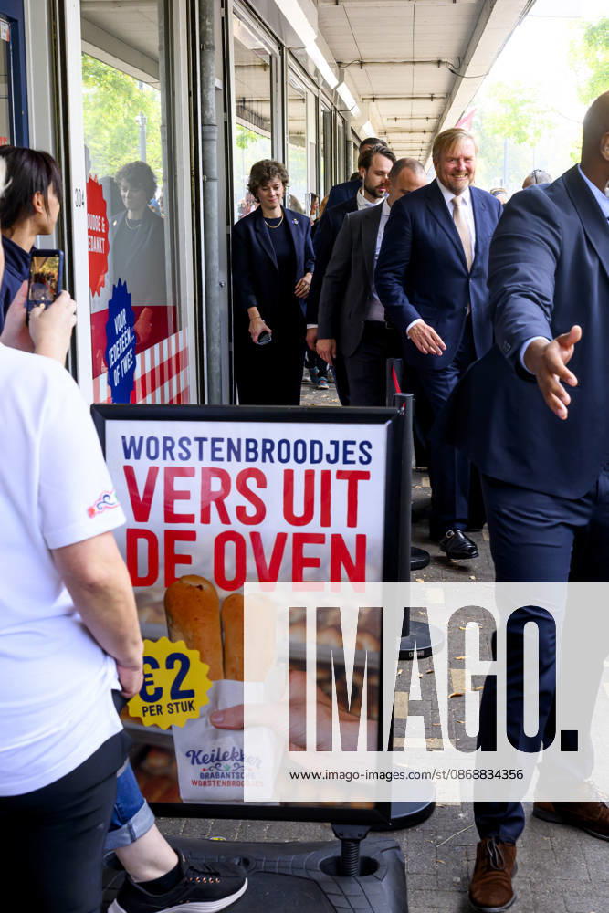 Bosch King Willem-Alexander visited the Bike House, world kitchen and the Boschveld Garden at the Copernikkel, a cooperative of various resident-led initiatives and participating in the SAMEN lokaal program, in Den Bosch. Â