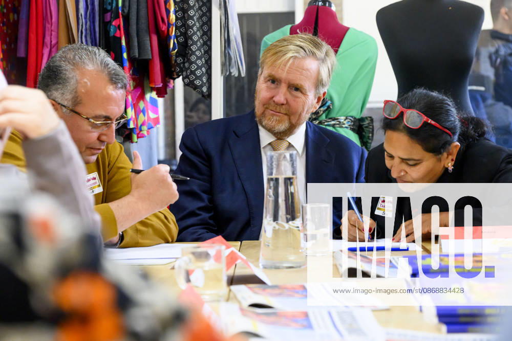 Bosch King Willem-Alexander visited the Bike House, world kitchen and the Boschveld Garden at the Copernikkel, a cooperative of various resident-led initiatives and participating in the SAMEN lokaal program, in Den Bosch. Â
