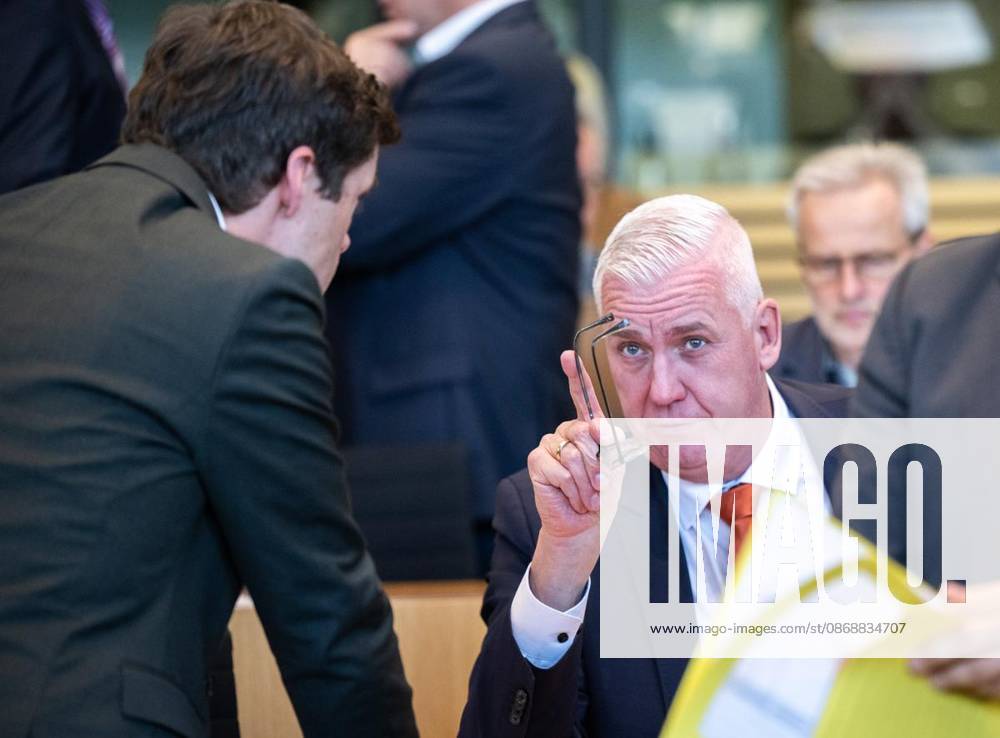 8 THURINGIAN STATE PARLIAMENT 56TH PLENARY SESSION ** FOR ** ** Oct. 7, 2026, Erfurt, Thuringian State Parliament, 8th Legislative Term, 56th Plenary Session. Photo by Matthias Herzog. Thuringia Fair, Lutz Liebscher (SPD), Parliamentary Group Leader, Germany, Thuringia, Erfurt. Copyright SaschaxFromm