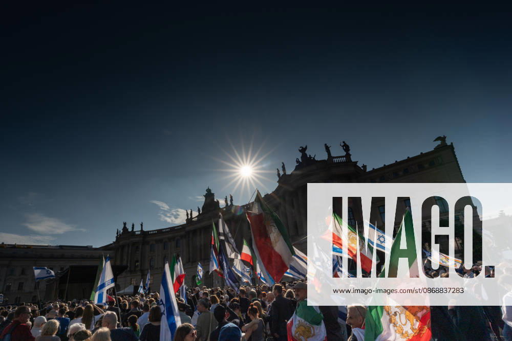 Memorial ceremony at Bebelplatz in Berlin-Mitte, the heart of the German capital. Memorial event marking the 3rd anniversary of the Hamas terrorist attack in Israel on October 7. Never forget. Never be silent. Berlin, Berlin, Germany, Bebelplatz