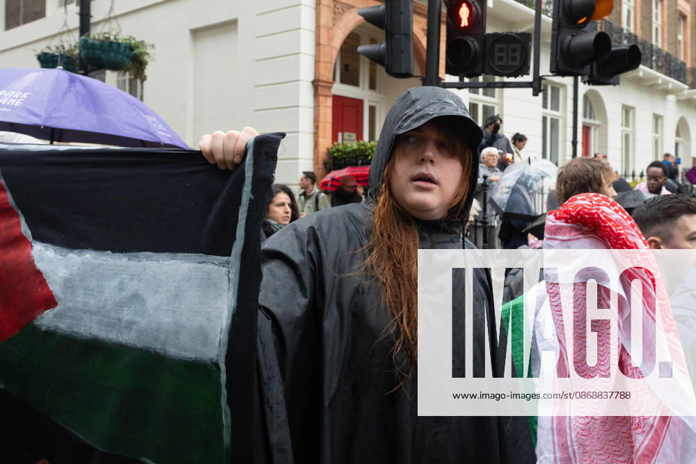 Pro-Palestinian protesters march In London LONDON, UNITED KINGDOM - OCTOBER 7: Pro-Palestinian demonstrators and students take part in a protest on the third anniversary of the October 7, 2023 attacks on Gaza in London, United Kingdom, on October 7, 2026. Protestors called for an end to Israeli military operations in Gaza and expressed solidarity with the Palestinian people. Thomas Krych Anadolu London United Kingdom. Editorial use only. Please get in touch for any other usage.