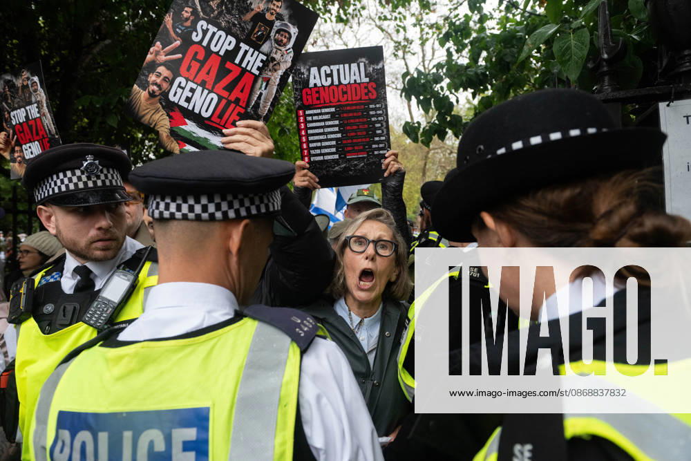 Pro-Palestinian protesters march In London LONDON, UNITED KINGDOM - OCTOBER 7: Pro-Israel counter-demonstrators stand opposite a pro-Palestinian student march in London, United Kingdom, on October 7, 2026, marking the third anniversary of the October 7, 2023 attacks. Thomas Krych Anadolu London United Kingdom. Editorial use only. Please get in touch for any other usage.