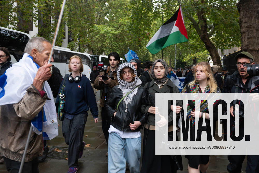 Pro-Palestinian protesters march In London LONDON, UNITED KINGDOM - OCTOBER 7: Pro-Israel counter-demonstrators stand opposite a pro-Palestinian student march in London, United Kingdom, on October 7, 2026, marking the third anniversary of the October 7, 2023 attacks. Thomas Krych Anadolu London United Kingdom. Editorial use only. Please get in touch for any other usage.