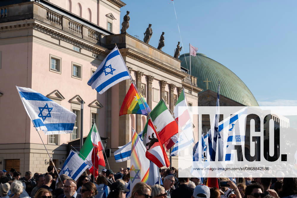 Memorial ceremony at Bebelplatz in Berlin-Mitte, the heart of the German capital. Memorial event marking the 3rd anniversary of the Hamas terrorist attack in Israel on October 7. Never forget. Never remain silent. Berlin, Berlin, Germany, Bebelplatz