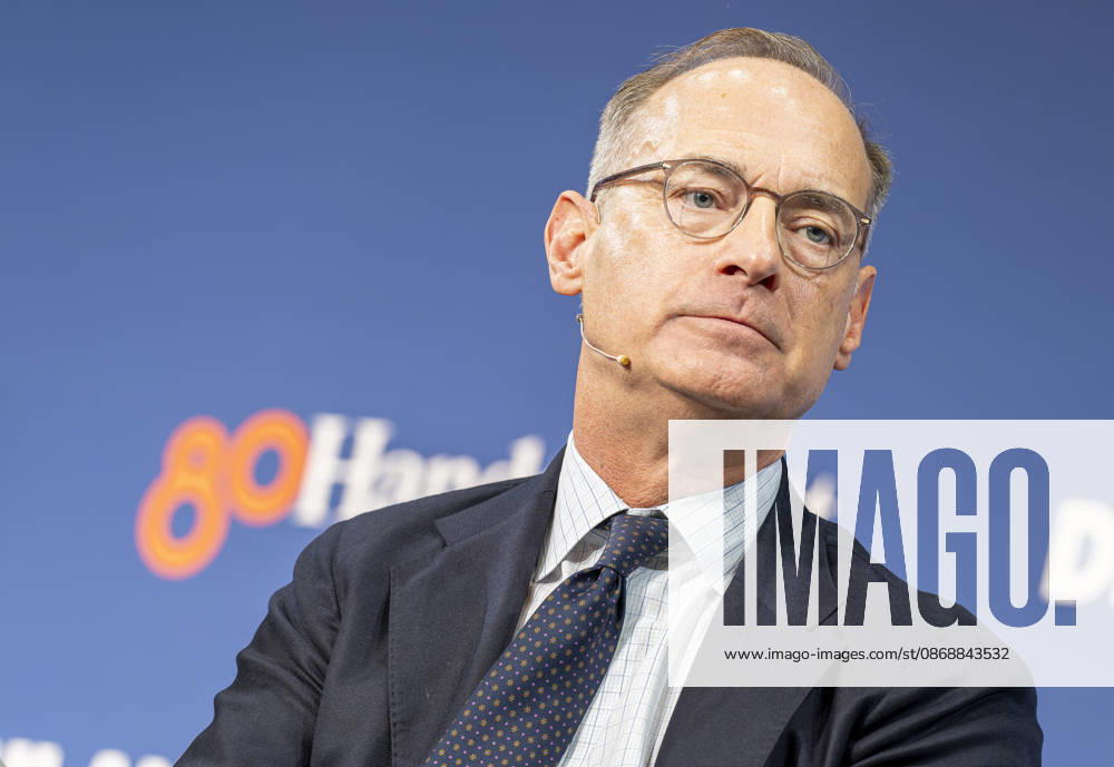 Oliver Bäte, EUR, Germany, Berlin, October 7, 2026 Oliver Bäte, CEO of Allianz SE, attends the anniversary event in Berlin celebrating 80 years of *Handelsblatt* and 100 years of *WirtschaftsWoche*