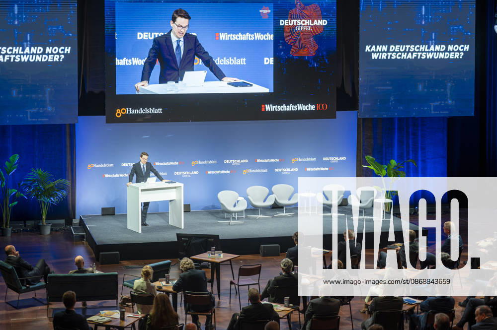 80 Years of Handelsblatt and 100 Years of WirtschaftsWoche EUR, Germany, Berlin, October 7, 2026 Managers of German companies are attending the anniversary event in Berlin celebrating 80 years of Handelsblatt and 100 years of WirtschaftsWoche