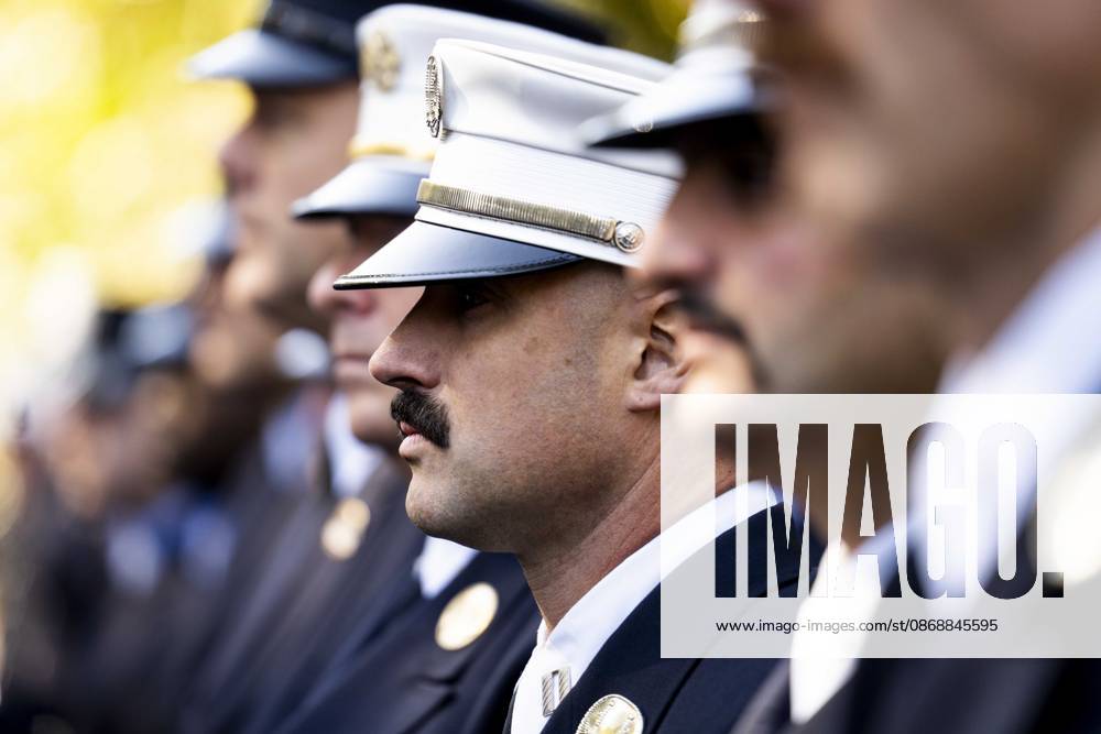 FDNY Firefighters at the 119th Annual FDNY (Fire Department of the City of New York) Memorial Service in New York City. New York City United States - ZUMAb161 20261007_aap_b161_001