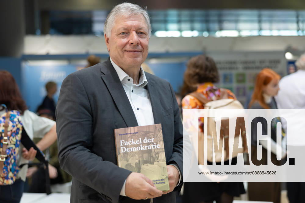 Frankfurt Book Fair 2026: Gerald Braunberger presents his book *Torch of Democracy: The History of the *Frankfurter Zeitung*, Frankfurt am Main, Hesse, Germany, Exhibition Center