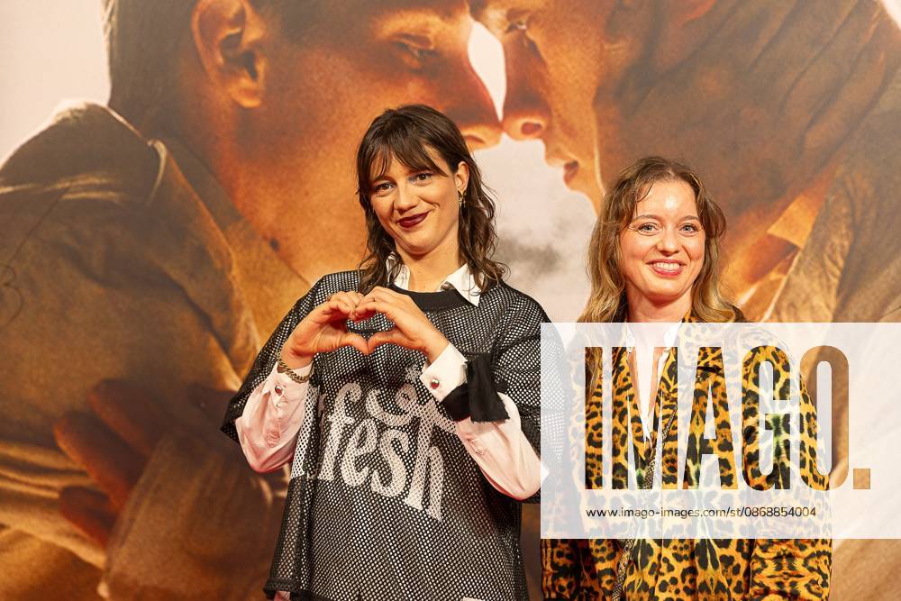 Actress Anemone Valcke (L) pictured during the opening of Gent International Film Festival, with the opening film Coward by Gent director Dhont on Wednesday 7 October 2026. The 53rd edition of Film Fest Gent takes place from 07 to 18 October. Coward is Dhont s third feature film and this is the third time a film by Dhont has opened the festival. This previously happened with Girl in 2018 and Close in 2022. JAMES ARTHUR PHOTOGRAPHY JAMESxARTHURxGEKIERE 189086507