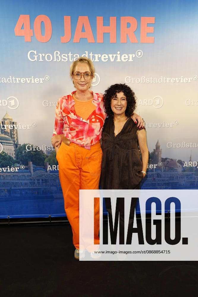 Saskia Fischer and Maria Ketikidou at the photo call for the 40th anniversary of the ARD series *Großstadtrevier* on October 7, 2026, at the Astor Film Lounge in Hamburg. Saskia Fischer and Maria Ketikidou attend the photo call for the 40th anniversary of the series **Großstadtrevier* on October 7, 2026, at the Astor Film Lounge in Hamburg, Germany. 40th Anniversary of
