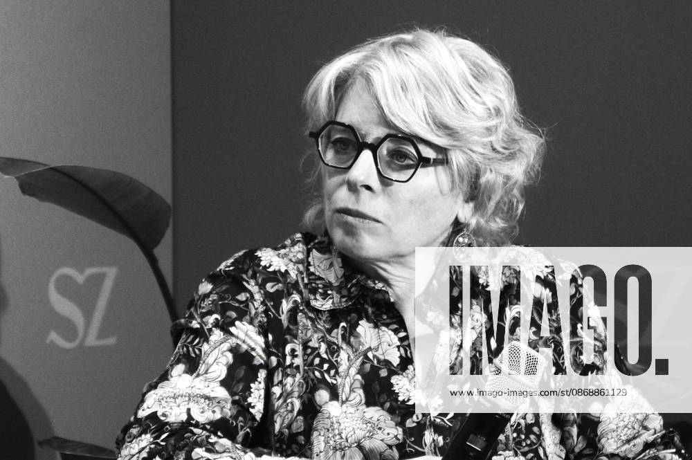 Frankfurt Book Fair, Frankfurt am Main, Germany The 78th Frankfurt Book Fair will take place from October 7 to 11, 2026. It is considered the world’s most important marketplace for print and digital content, as well as one of the year’s most significant cultural events for books. Photo: Author Jill Lepore, book title *The Government of Machines*