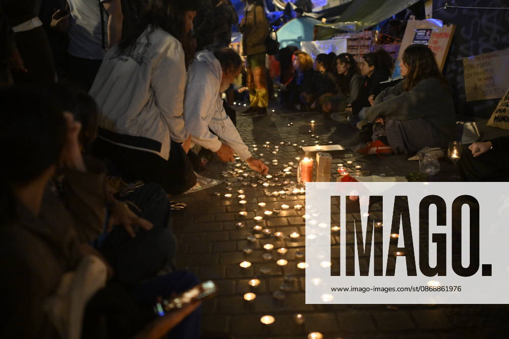 Supporters gather in Madrid for Maricarmen Abascal after her death MADRID, SPAIN - OCTOBER 7: People gather in support of Maricarmen Abascal during a protest at Puerta del Sol in Madrid, Spain on October 7, 2026. The 87-year-old Abascal, who became a symbol of Spain s housing crisis in recent weeks, died in hospital after spending 15 days there following her eviction from her home by police in Madrid on September 23, 2026. Burak Akbulut Anadolu Madrid Spain. Editorial use only. Please get in touch for any other usage.