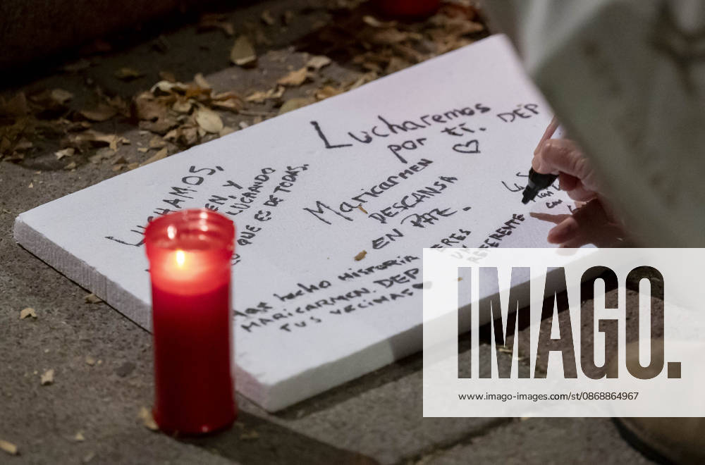 Maricarmen Abascal, who became a symbol of the fight for housing after her eviction, has died. Several people leave candles and messages at Maricarmen’s home on October 7, 2026, in Madrid, Spain. Maricarmen Abascal, who became a symbol of the housing rights movement that led to the Puerta del Sol encampment after being evicted from the home in Retiro where she had lived for 70 years, died on Wednesday, as confirmed by the Tenants’ Union. The woman had been hospitalized at Gregorio Maranón Hospital since September 23. On that day, she was carried out on a stretcher from her home on Alcalde Sainz de Baranda Street after the eviction order was enforced, despite protests from dozens of activists, and transferred to the Madrid hospital due to h