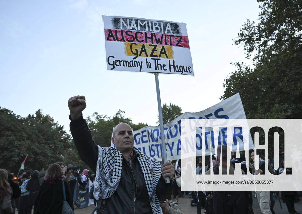 Police in Berlin intervened in demonstrations in support of Palestinians BERLIN, GERMANY - OCTOBER 7: Pro-Palestinian demonstration is held in Berlin, Germany on October 7, 2026. More than a thousand demonstrators gathered at Oranien Square to protest Israeli attack on Gaza and marched toward Hermann Square before police broke up the rally near the Kottbusser Tor subway station, detaining numerous participants. Halil Sagirkaya Anadolu Berlin Germany. Editorial use only. Please get in touch for any other usage.