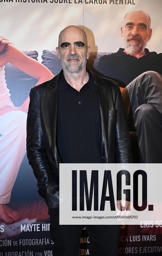 Premiere of the new short film *Cara y Cruz* Actor Luis Tosar at the premiere of the new short film *Cara y Cruz* on October 7, 2026, in Madrid, Spain. *Cara y Cruz* addresses the issue of mental load by telling a fictional story about the division of daily tasks between a couple. MOVIE PREMIERE SHORT FILM Madrid Madrid, Spain