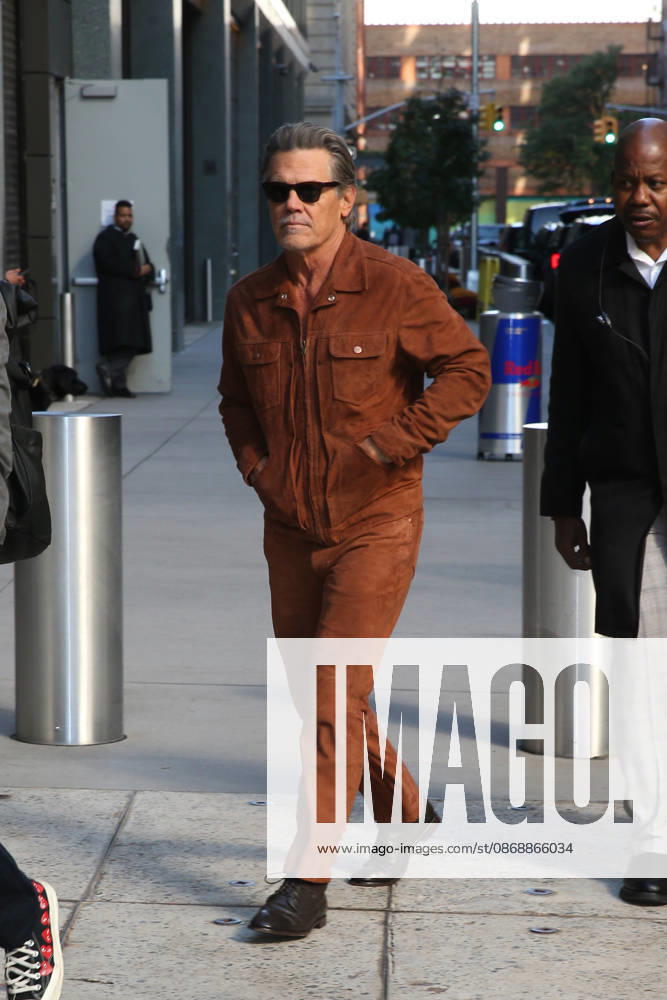 JOSH BROLIN arrives at ABC Studios for Ã¢â‚¬ËœGood Morning AmericaÃ¢ New York USA - ZUMAh16_ 20261007_zaf_h16_003