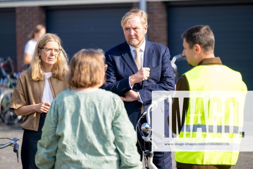 King visits neighborhood activities for and by residents. Den Bosch, The Netherlands. 07 Oct 2026 King Willem-Alexander during a working visit to Copernikkel, a cooperation of various residents initiatives. Copernickel is one of the social initiatives supported by the Oranje Fonds. Den Bosch The Netherlands