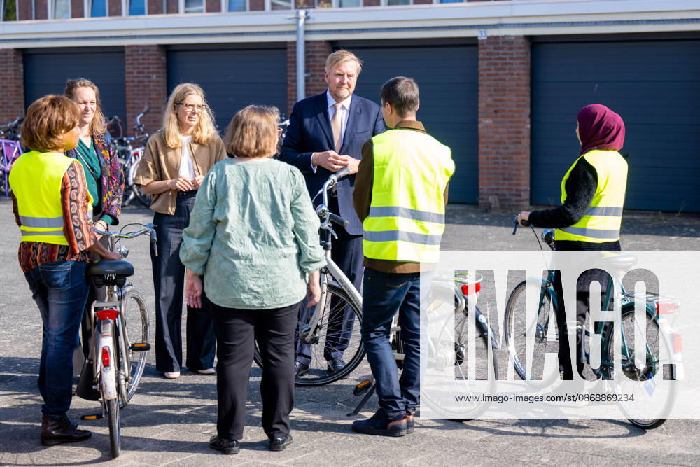 King visits neighborhood activities for and by residents. Den Bosch, The Netherlands. 07 Oct 2026 King Willem-Alexander during a working visit to Copernikkel, a cooperation of various residents initiatives. Copernickel is one of the social initiatives supported by the Oranje Fonds. Den Bosch The Netherlands