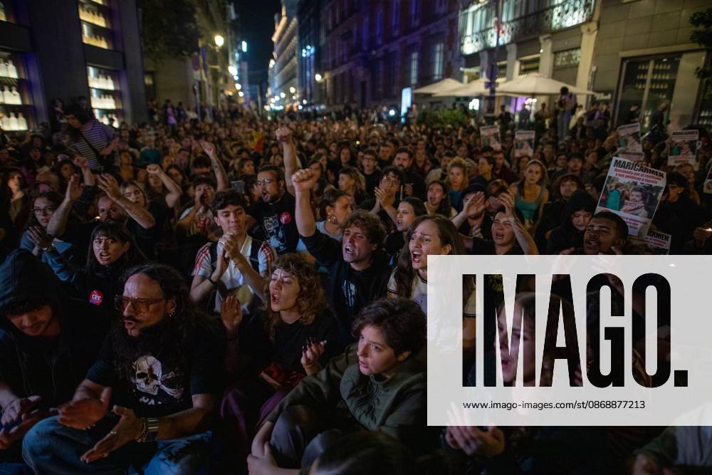 Demonstrations following Maricarmen s death in Madrid, Spain - 7 Oct 2026 Demonstrators protest while mourning the death of Maricarmen. Hundreds of people are demonstrating in central Madrid following the death of Maricarmen—the octogenarian evicted from her apartment after it was purchased by a real estate investment fund—an event that has sparked protests across Spain and contributed to the call for early elections. Madrid Spain