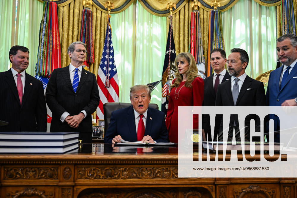 WASHINGTON, DC - OCT. 7: United States President Donald J Trump speaks during an announcement on Trump Accounts in the Oval Office of the White House in Washington, DC, USA, on Wednesday, October 7, 2026. Standing behind the President, from left to right: Frank J Bisignano, Commissioner, Social Security Administration (SSA); US Secretary of the Treasury Scott Bessent; Susan Dell, wife of Dell Technologies CEO Michael Dell; Michael S Dell, founder, chairman, and CEO of Dell Technologies; Brad Gerstner, CEO, Altimeter Capital; and United States Senator Ted Cruz (Republican of Texas).