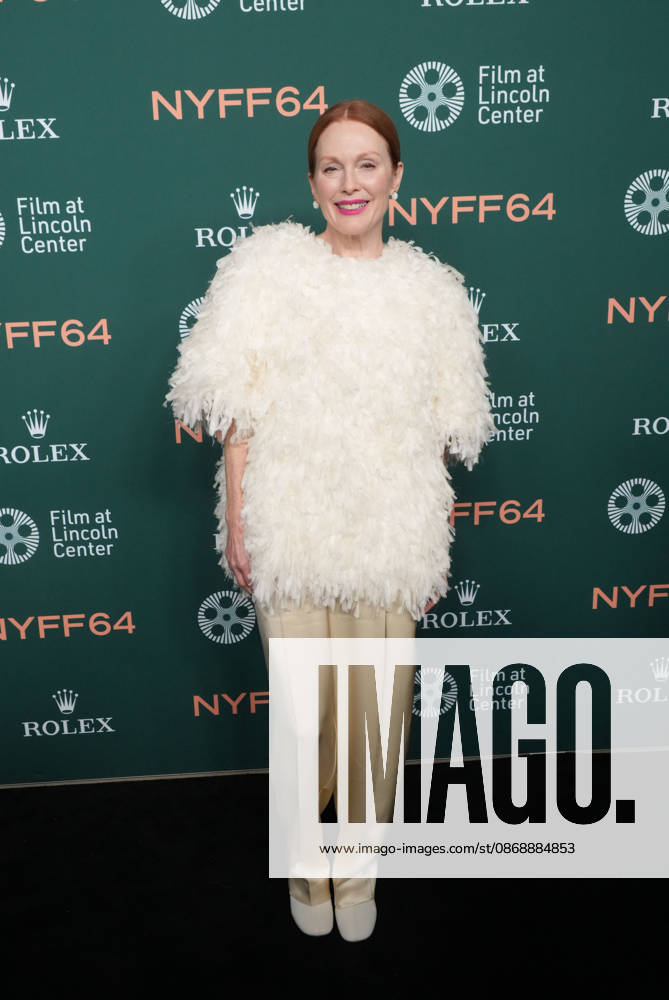 JULIANNE MOORE attends Ã¢â‚¬ËœThe DebutÃ¢â‚¬â ¢ Red Carpet Arrivals at the 64th New York Film Festival,.Alice Tully Hall, Lincoln Center, NYC.October 7, 2026 . The Debut Red Carpet Arrivals At The 64th New York Film Festival,.Alice Tully Hall, Lincoln Center, NYC.October 7, 2026 . New York USA - ZUMAms4_ 20261007_faf_ms4_002