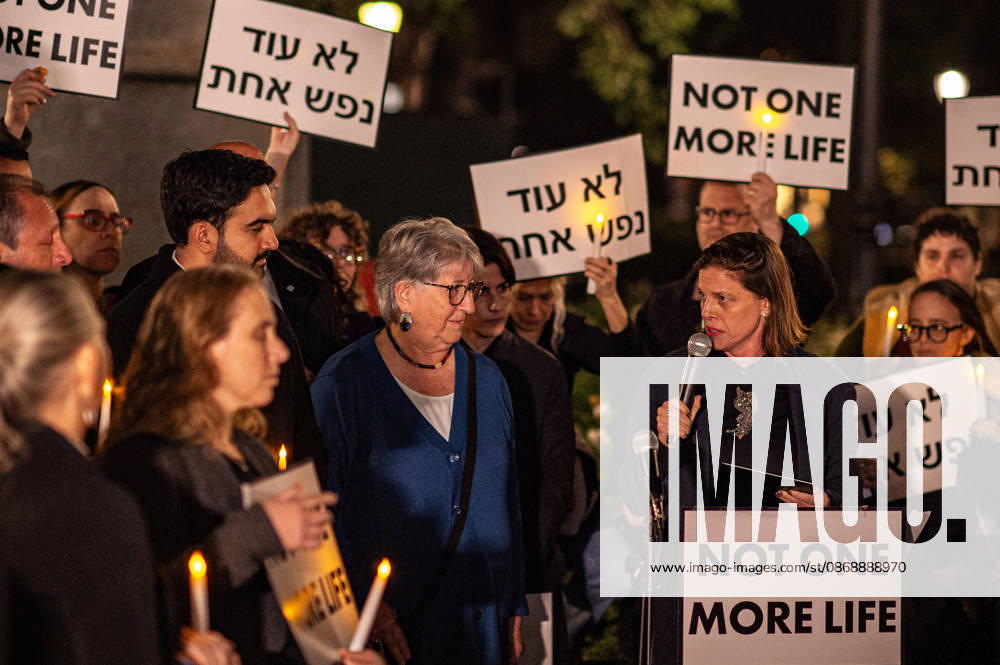 The Union Square candlelight vigil organized by the group Israelis for Peace on October 7th 2026 went on in spite of loud protests by pro-Palestinian activists. Several public officials, including New York City mayor ZOHRAN MAMDANI, joined the group in commemorating the Israeli lives lost on Ocotober 7th 2023 despite the protests. New York USA - ZUMAh214 20261007_znp_h214_008