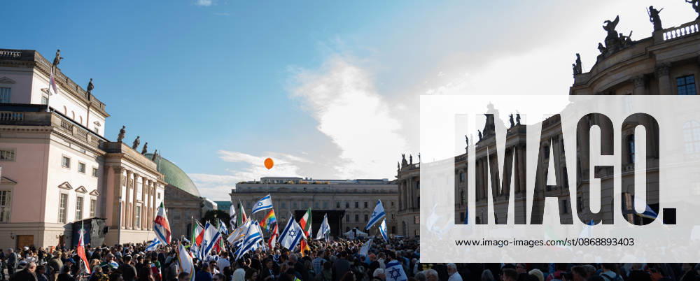 Memorial ceremony at Bebelplatz in Berlin-Mitte, the heart of the German capital. Memorial event marking the 3rd anniversary of the Hamas terrorist attack in Israel on October 7. Never forget. Never remain silent. Berlin, Berlin, Germany, Bebelplatz